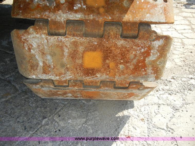 image for item D4175 Manitowoc 3000 track crane