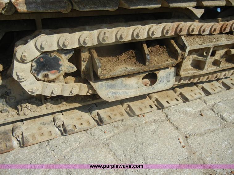 image for item D4175 Manitowoc 3000 track crane