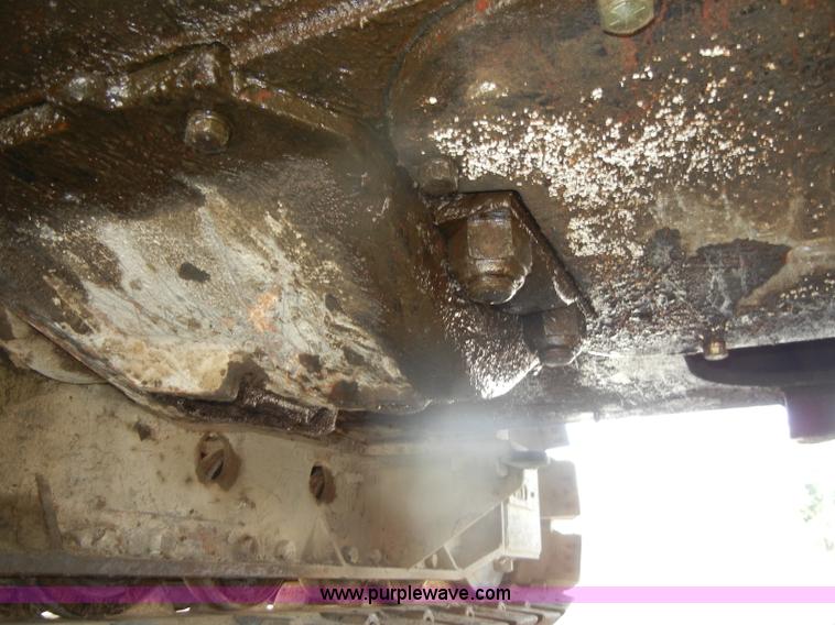 image for item D4175 Manitowoc 3000 track crane