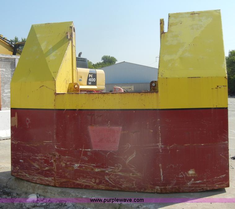 image for item D4175 Manitowoc 3000 track crane