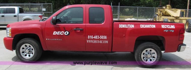 image for item D4177 2009 Chevrolet Silverado 1500 extended cab pickup truck