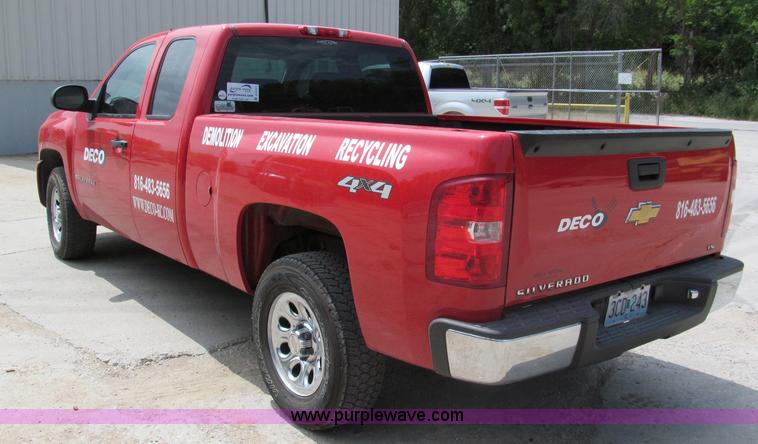 image for item D4177 2009 Chevrolet Silverado 1500 extended cab pickup truck