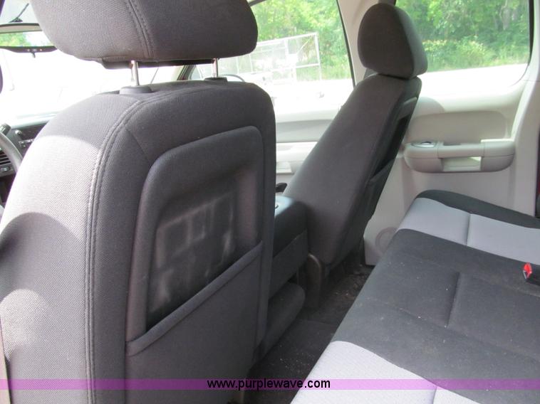 image for item D4177 2009 Chevrolet Silverado 1500 extended cab pickup truck