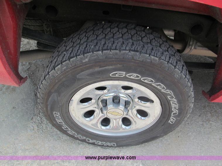 image for item D4177 2009 Chevrolet Silverado 1500 extended cab pickup truck