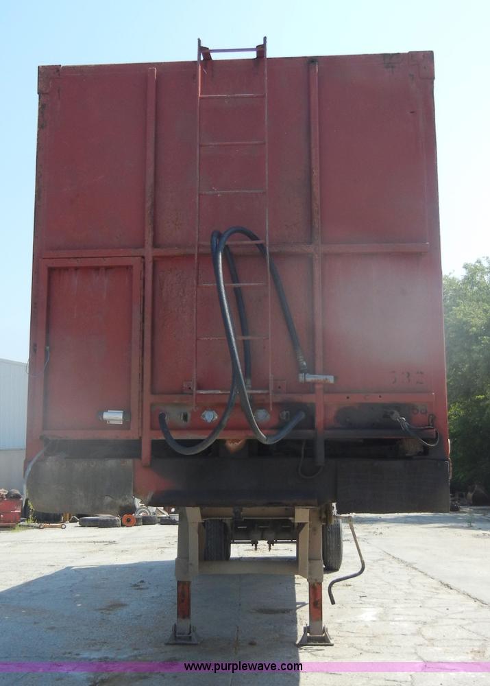 image for item D4178 1970 Strick 35' ejector trailer