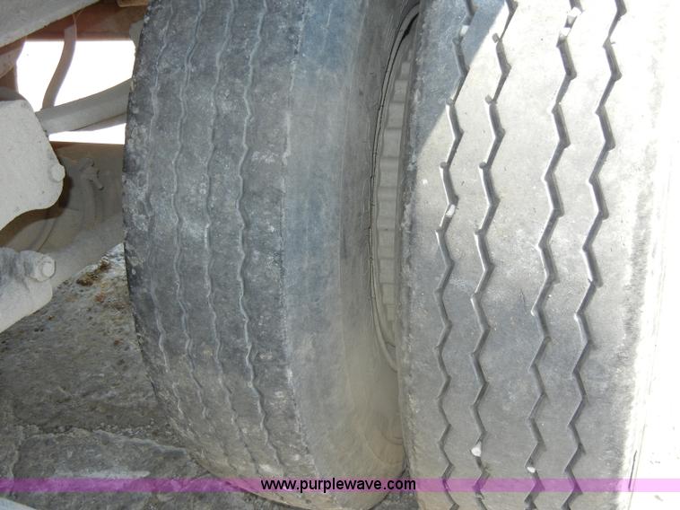 image for item D4178 1970 Strick 35' ejector trailer