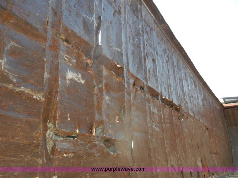 image for item D4178 1970 Strick 35' ejector trailer