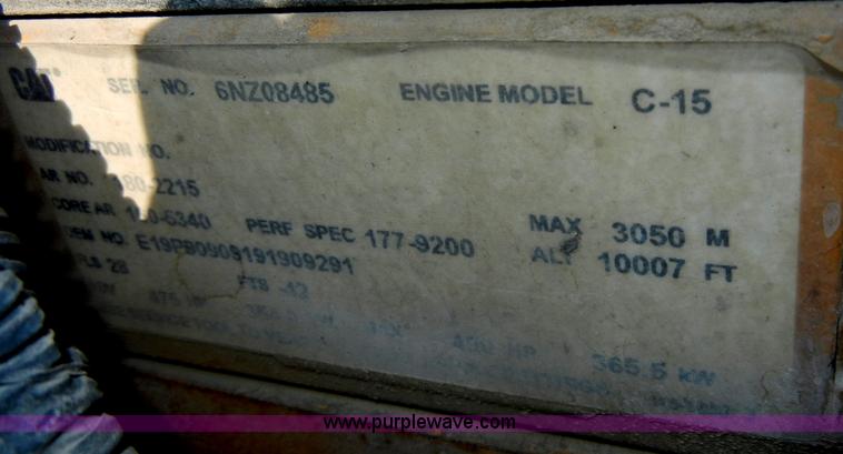 image for item D4179 2000 Kenworth T800 semi truck