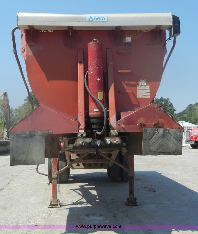 image for item D4181 2000 Trail King 26' barrel end dump trailer