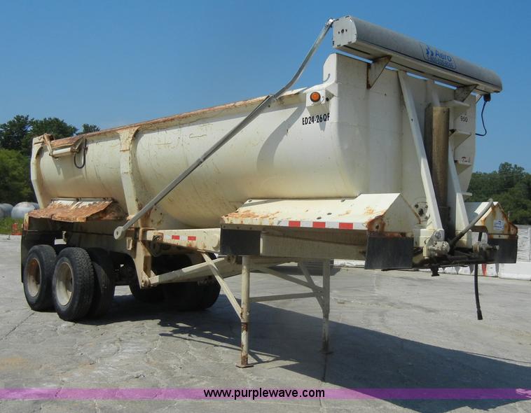 image for item D4182 2004 Ranch Ranco 24' barrel end dump trailer