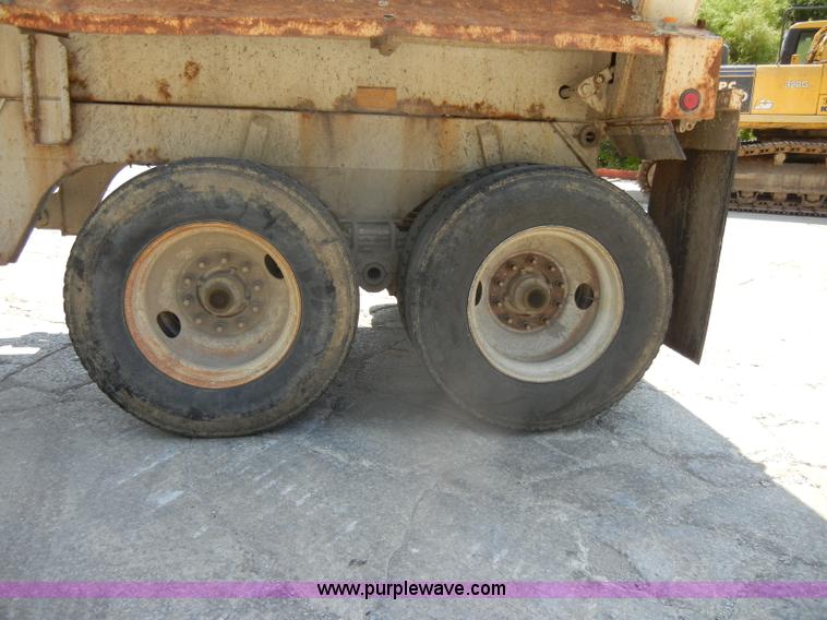 image for item D4182 2004 Ranch Ranco 24' barrel end dump trailer