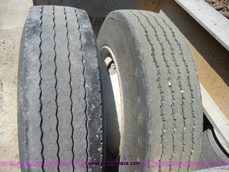 image for item D4183 2000 Load King 53' triple axle detach lowboy trailer