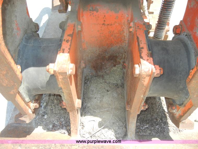 image for item D4184 NPK C8C hydraulic excavator ground compactor