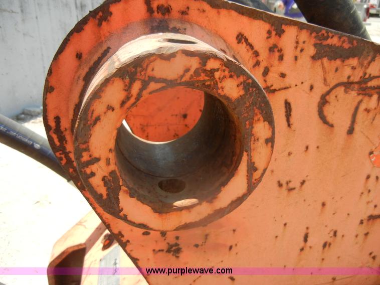 image for item D4184 NPK C8C hydraulic excavator ground compactor