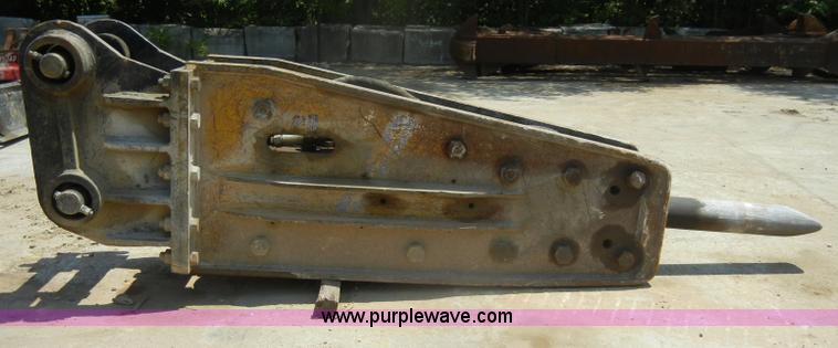 image for item D4189 Teledyne TB2080X hydraulic excavator breaker