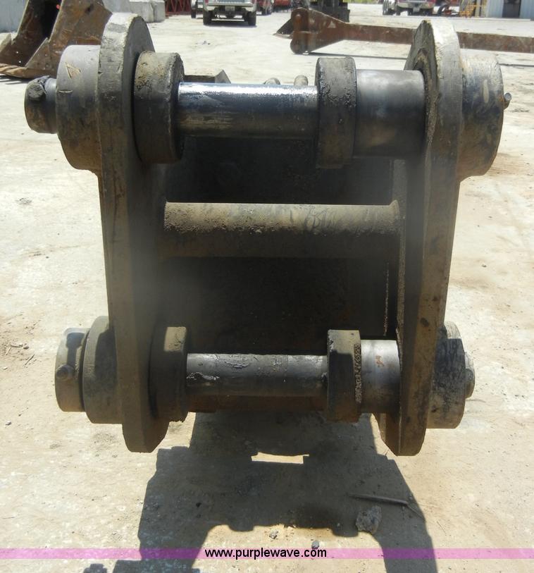 image for item D4189 Teledyne TB2080X hydraulic excavator breaker