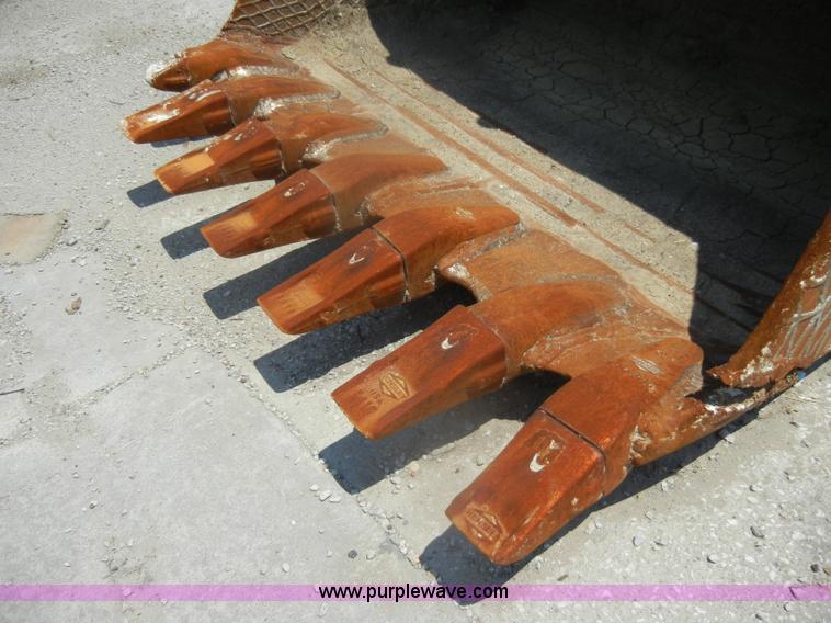 image for item D4190 Hensley 70" excavator bucket