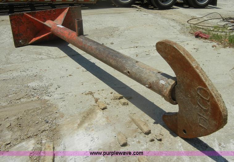 Heavy duty demolition skid steer poker in Kansas City, MO Item D4196