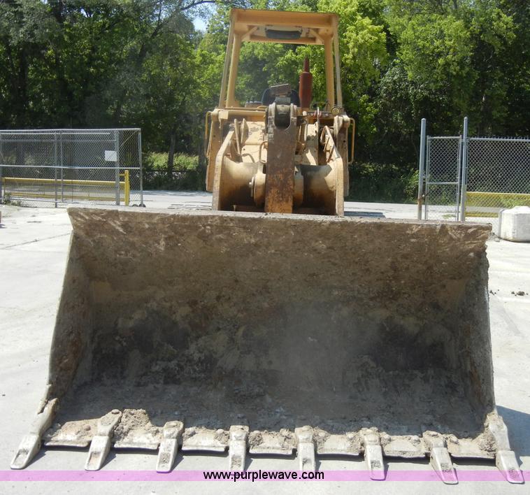 image for item D4205 1993 Caterpillar 963 track loader