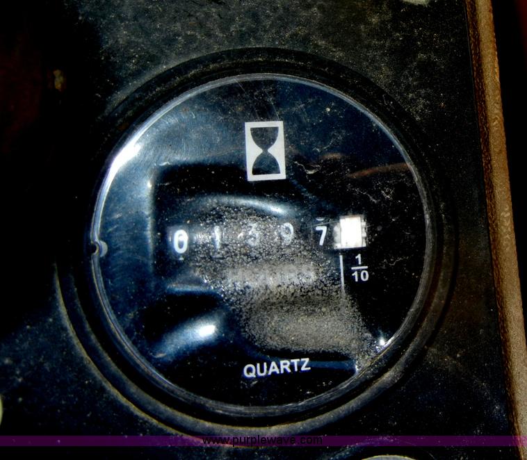 image for item D4205 1993 Caterpillar 963 track loader