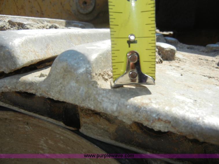 image for item D4205 1993 Caterpillar 963 track loader