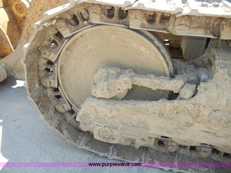 image for item D4205 1993 Caterpillar 963 track loader