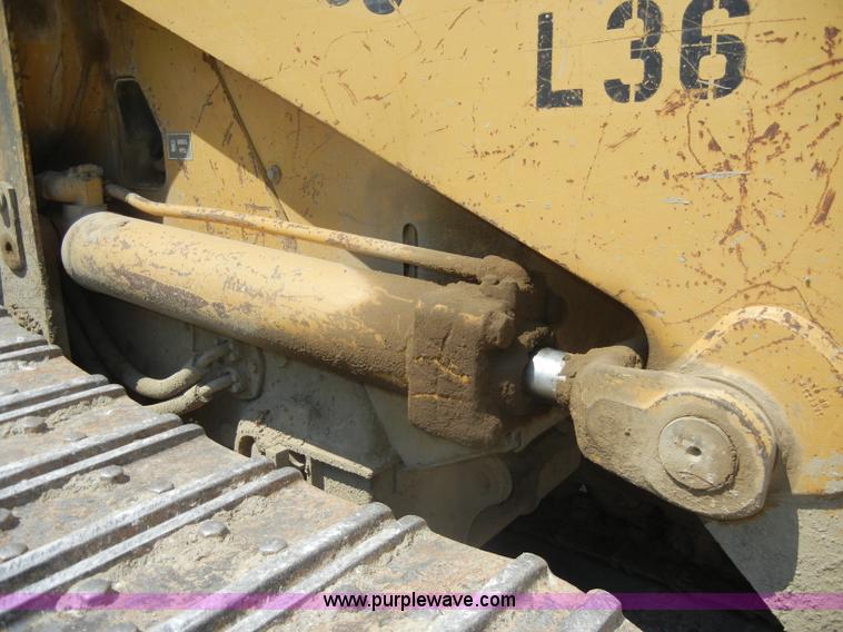 image for item D4205 1993 Caterpillar 963 track loader