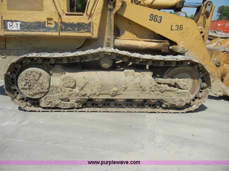 image for item D4205 1993 Caterpillar 963 track loader