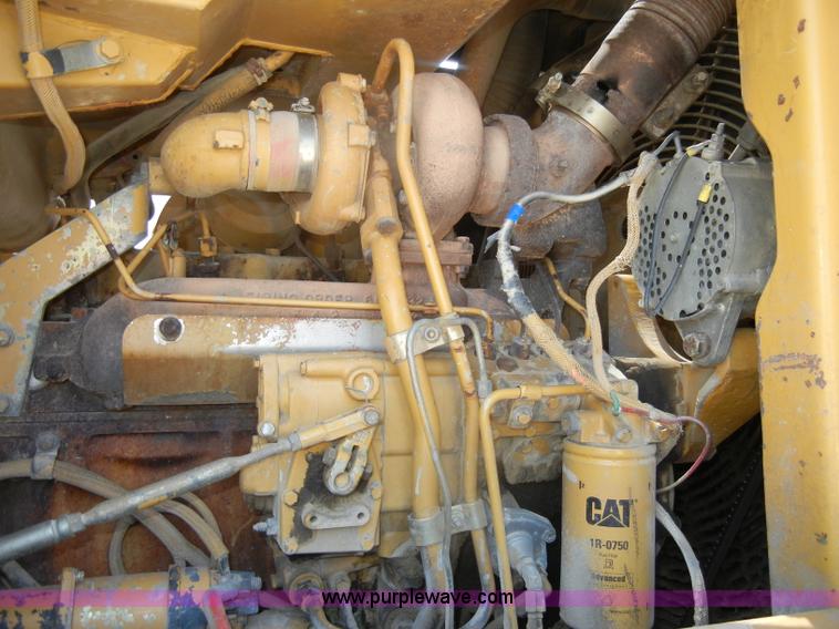 image for item D4205 1993 Caterpillar 963 track loader
