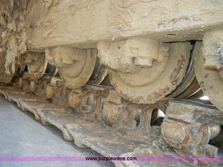 image for item D4205 1993 Caterpillar 963 track loader