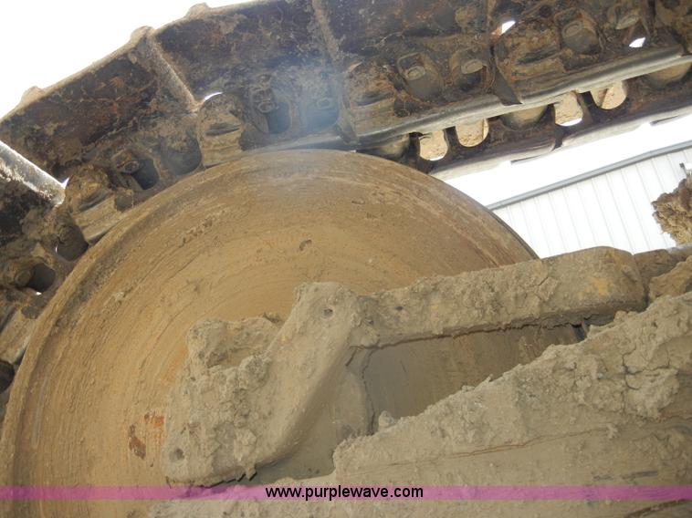 image for item D4205 1993 Caterpillar 963 track loader