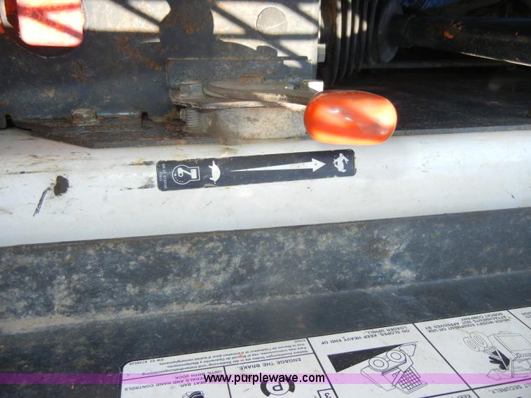 image for item D4207 2003 Bobcat S300 Turbo skid steer