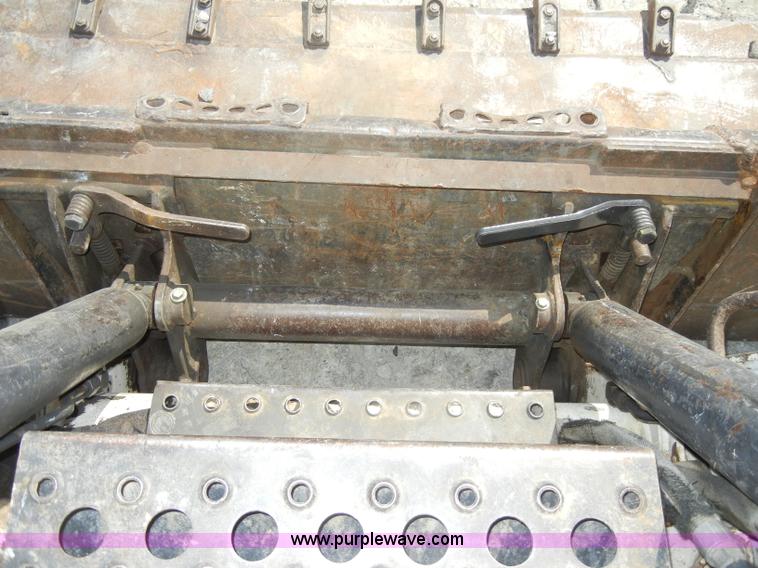image for item D4207 2003 Bobcat S300 Turbo skid steer