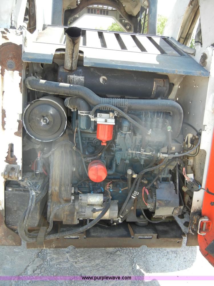 image for item D4207 2003 Bobcat S300 Turbo skid steer