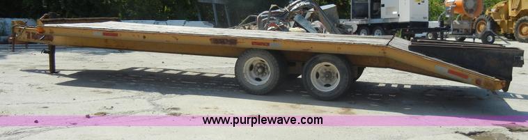 image for item D4210 1986 Trail King 24' flatbed equipment trailer