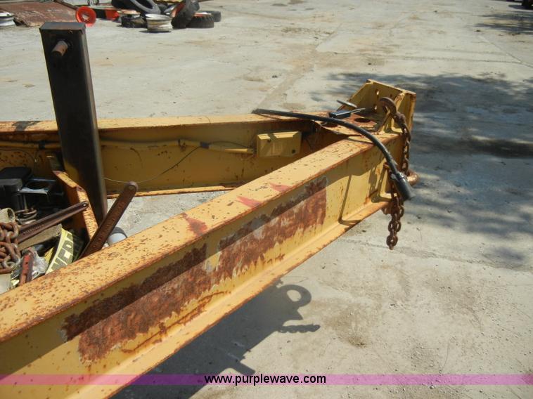 image for item D4210 1986 Trail King 24' flatbed equipment trailer