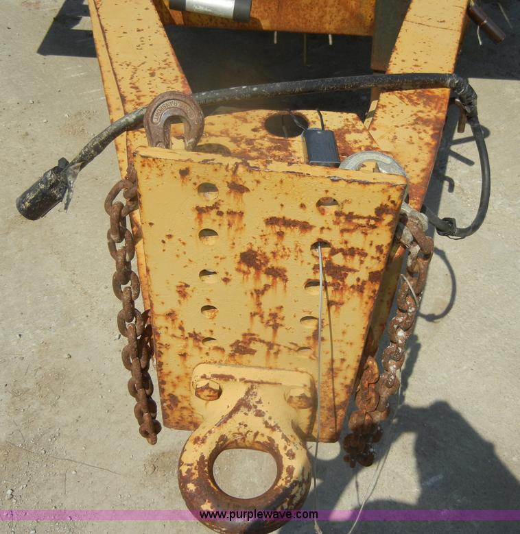 image for item D4210 1986 Trail King 24' flatbed equipment trailer