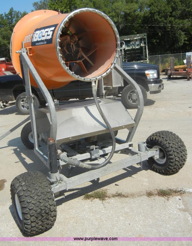 image for item D4212 2010 Dust Boss mister system