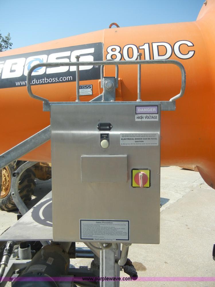 image for item D4212 2010 Dust Boss mister system