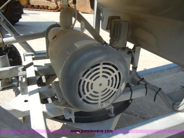 image for item D4212 2010 Dust Boss mister system