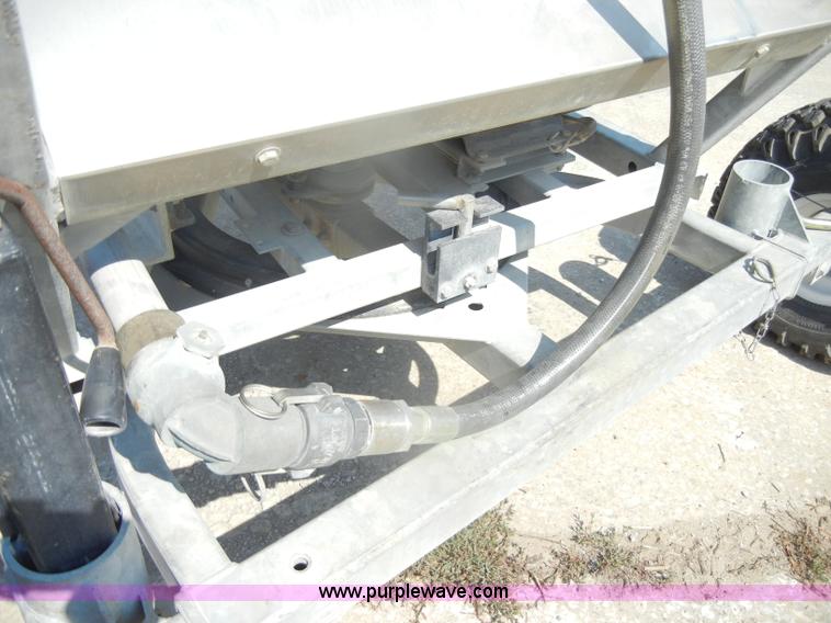 image for item D4212 2010 Dust Boss mister system