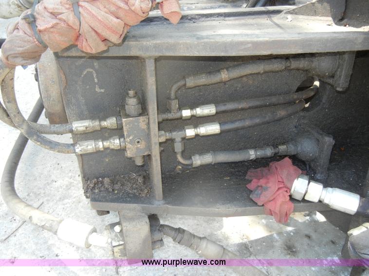 image for item D4213 Caterpillar S40 shear