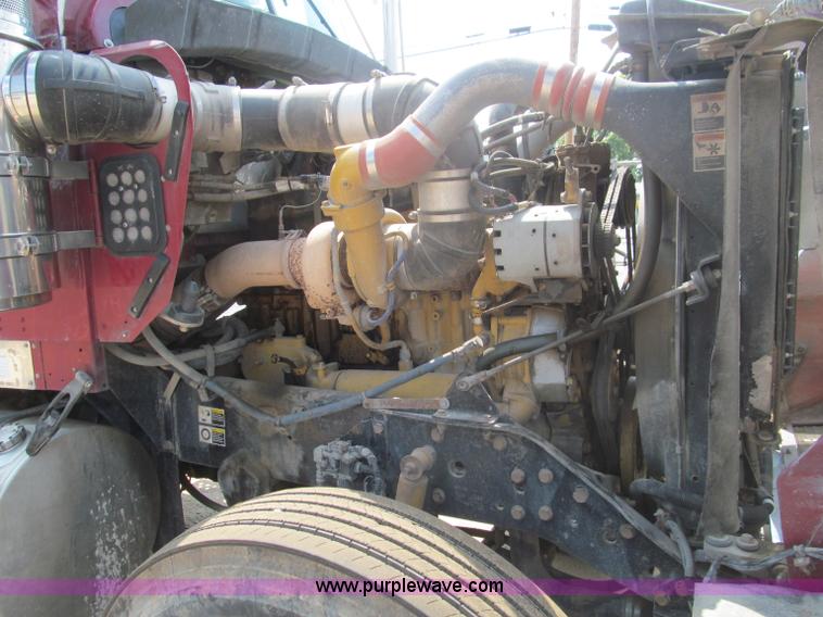 image for item F4529 2001 Kenworth W900 semi truck