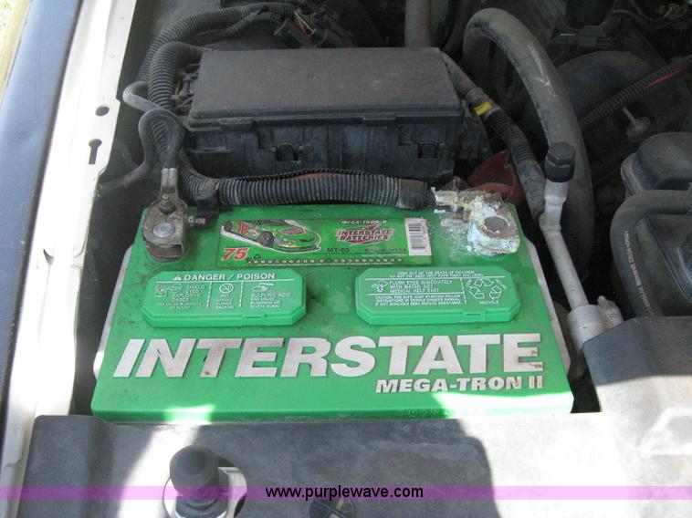 image for item A6469 2005 Ford Crown Victoria Police Interceptor