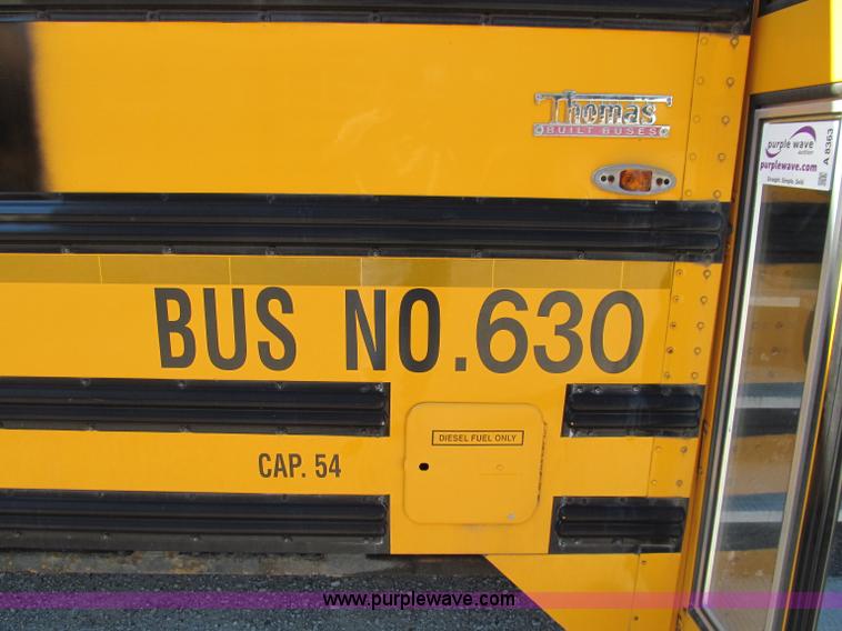 image for item A8363 2000 International Navistar 3800 school bus