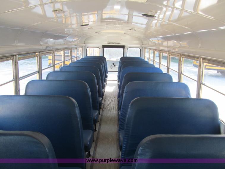 image for item A8363 2000 International Navistar 3800 school bus