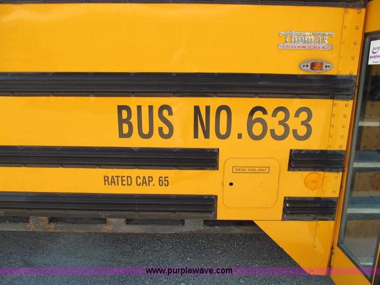 image for item A8364 2000 International Navistar 3800 school bus
