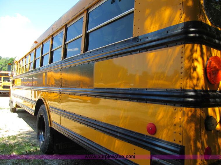 image for item A8365 2000 International Navistar 3800 school bus