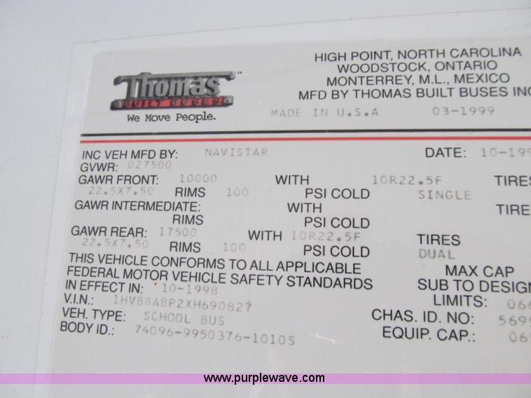 image for item A8365 2000 International Navistar 3800 school bus