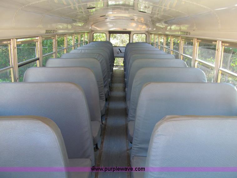image for item A8365 2000 International Navistar 3800 school bus